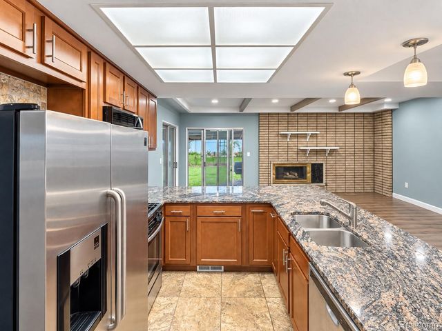 30345 Lund Avenue, Warren, MI 48093