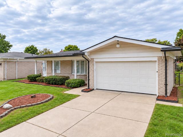 30345 Lund Avenue, Warren, MI 48093