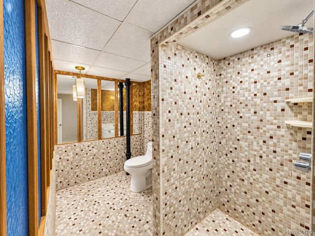 30345 Lund Avenue, Warren, MI 48093