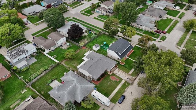 30345 Lund Avenue, Warren, MI 48093