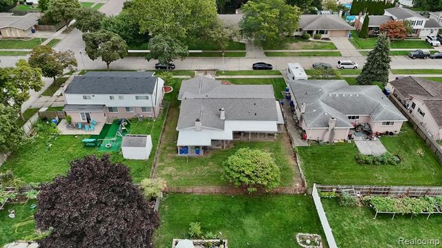 30345 Lund Avenue, Warren, MI 48093