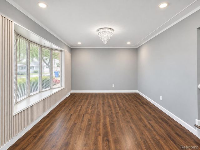 30345 Lund Avenue, Warren, MI 48093