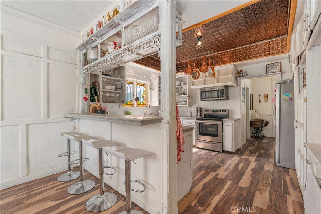 Image 12 of property listing at 450 N Dart Canyon, Crestline, CA 92325