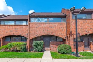 901 S Racine Avenue C, Chicago, IL 60607