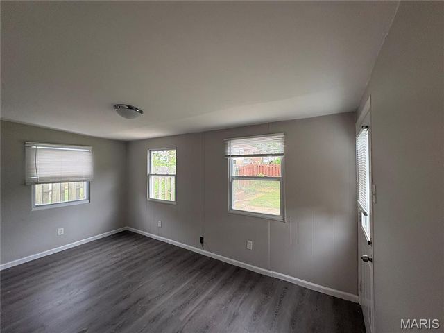 6509 Myron Avenue, St Louis, MO 63121