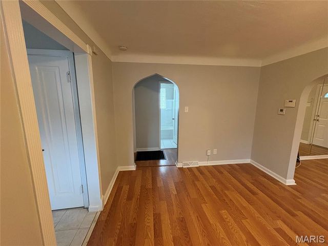 6509 Myron Avenue, St Louis, MO 63121