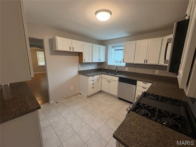 6509 Myron Avenue, St Louis, MO 63121