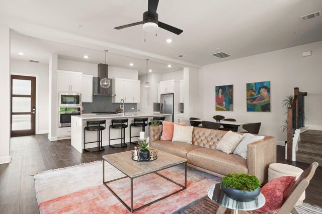 2005 Winsted LN B, Austin, TX 78703