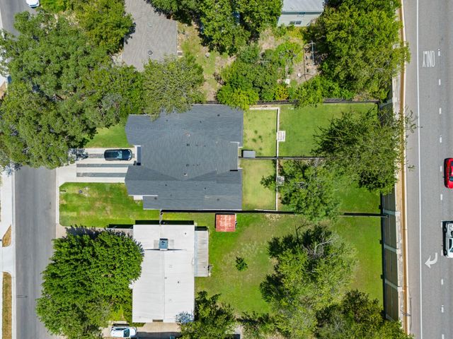 2005 Winsted LN B, Austin, TX 78703
