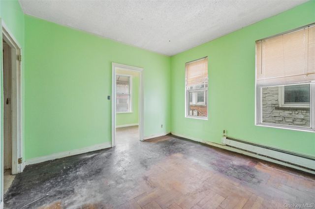 3348 Fenton Avenue, Bronx, NY 10469