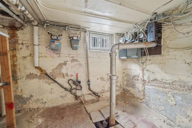 3348 Fenton Avenue, Bronx, NY 10469