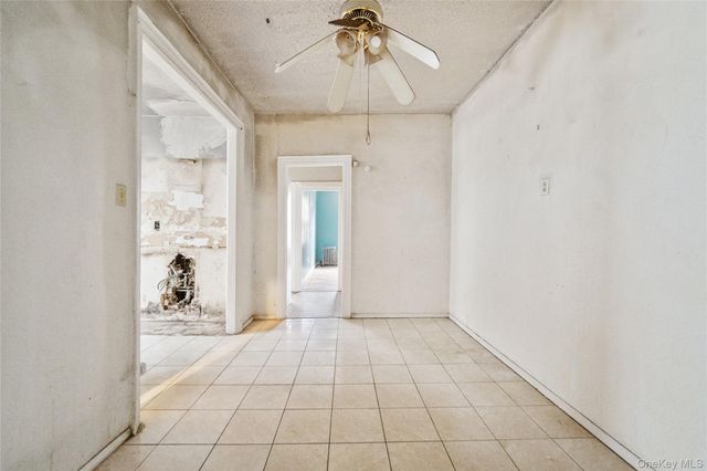 3348 Fenton Avenue, Bronx, NY 10469