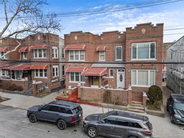 3348 Fenton Avenue, Bronx, NY 10469