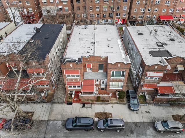 3348 Fenton Avenue, Bronx, NY 10469