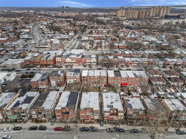 3348 Fenton Avenue, Bronx, NY 10469