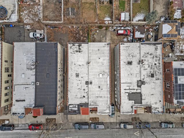 3348 Fenton Avenue, Bronx, NY 10469