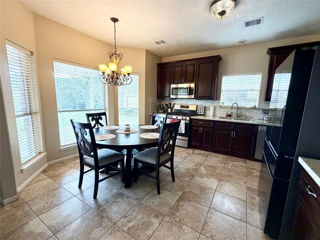 15819 Camp Fire Road, Friendswood, TX 77546
