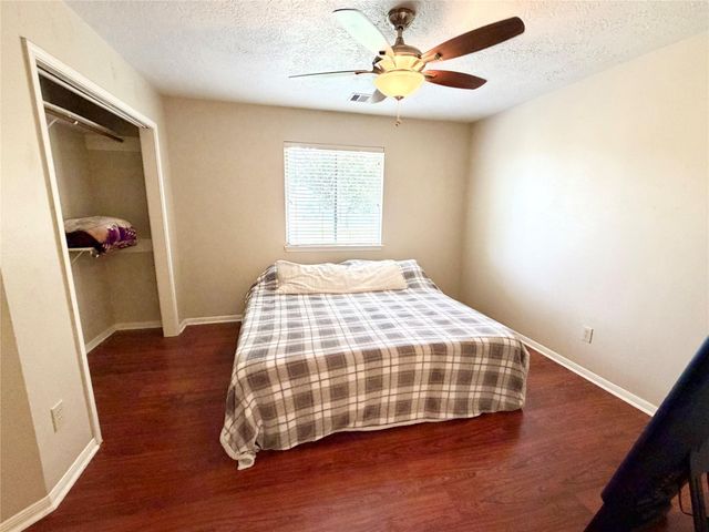 15819 Camp Fire Road, Friendswood, TX 77546