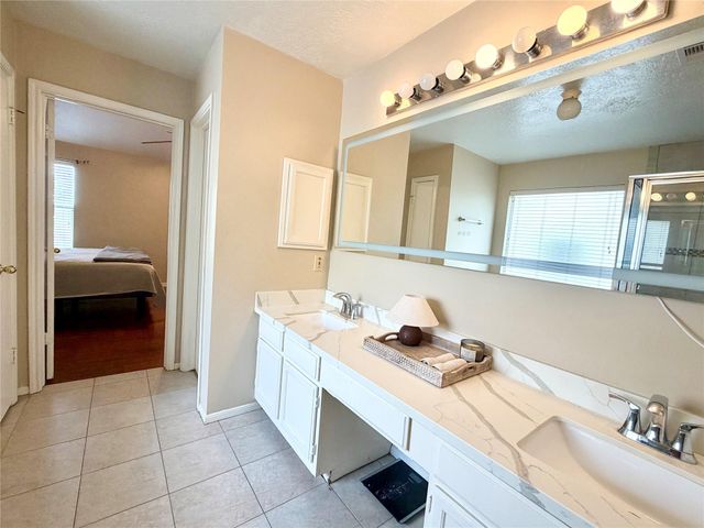 15819 Camp Fire Road, Friendswood, TX 77546