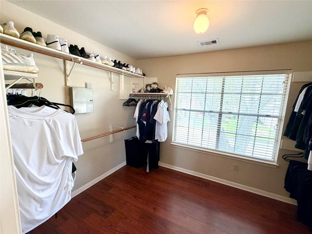 15819 Camp Fire Road, Friendswood, TX 77546
