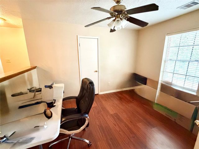 15819 Camp Fire Road, Friendswood, TX 77546