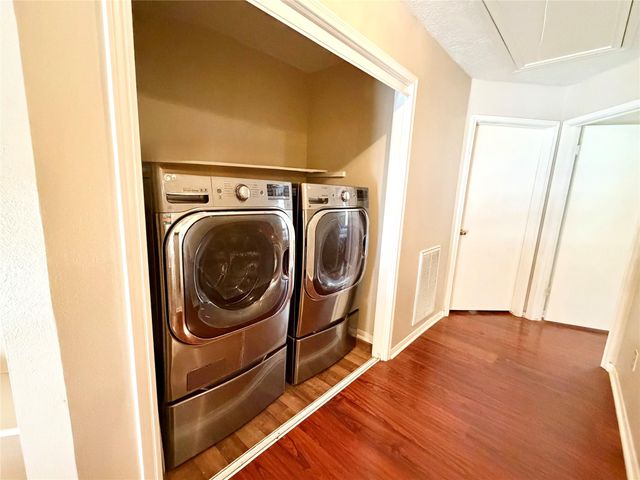 15819 Camp Fire Road, Friendswood, TX 77546