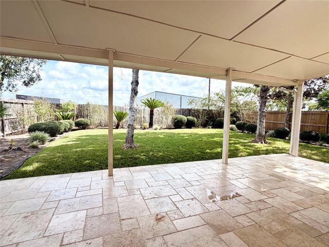 15819 Camp Fire Road, Friendswood, TX 77546