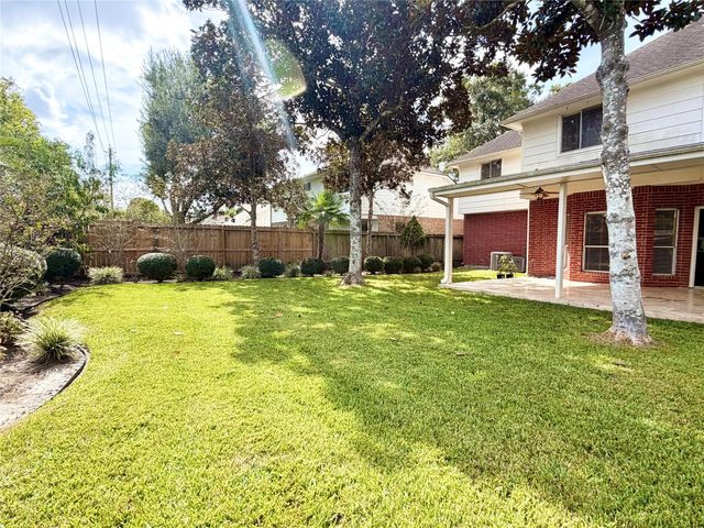 15819 Camp Fire Road, Friendswood, TX 77546