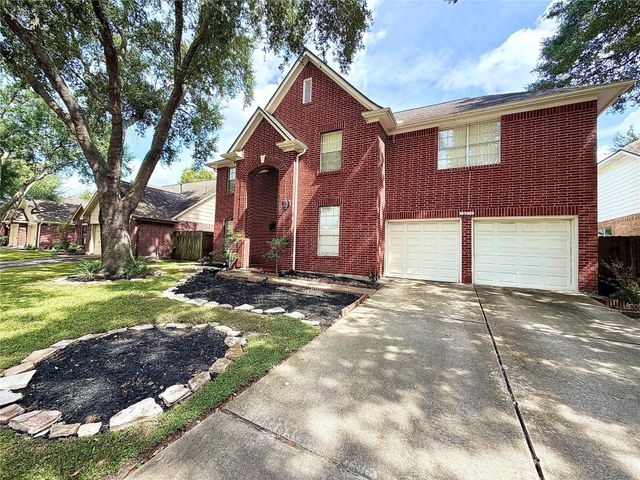 15819 Camp Fire Road, Friendswood, TX 77546