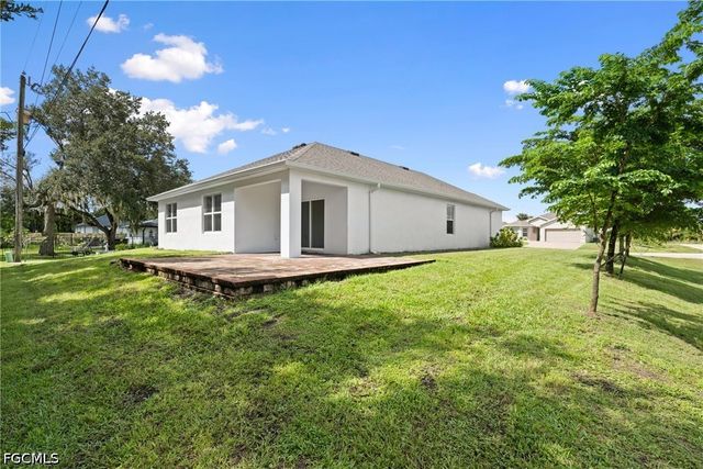 2261 Webster RD, Alva, FL 33920