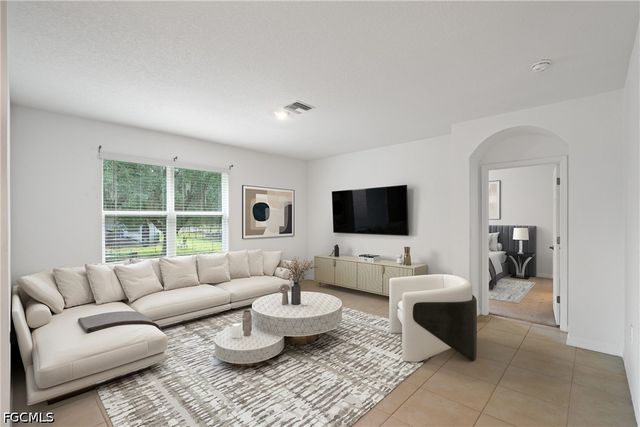 2261 Webster RD, Alva, FL 33920
