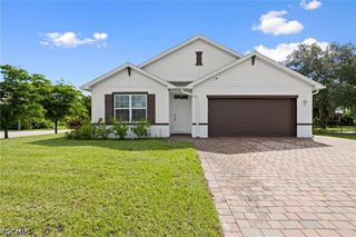 2261 Webster RD, Alva, FL 33920