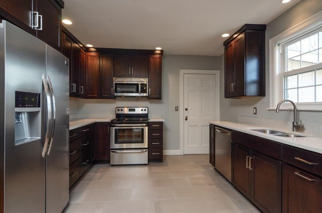 608 Shady Ln, Nashville, TN 37206