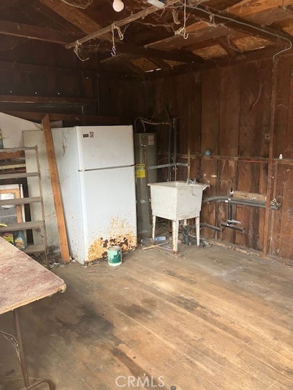 Image 11 of property listing at 14026 Lakeshore, Clearlake, CA 95422