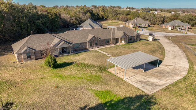 141 Lindas Creek Lane, Weatherford, TX 76088