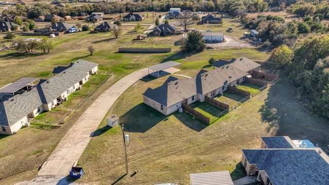 141 Lindas Creek Lane, Weatherford, TX 76088