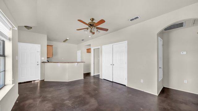 141 Lindas Creek Lane, Weatherford, TX 76088