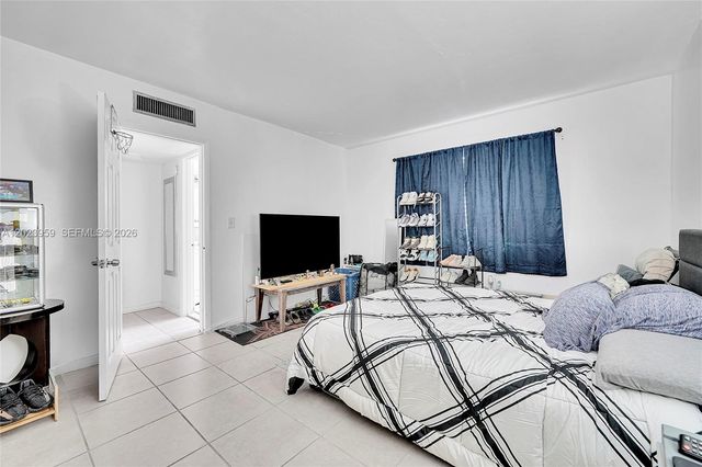 1851 NE 168th St A8, North Miami Beach, FL 33162