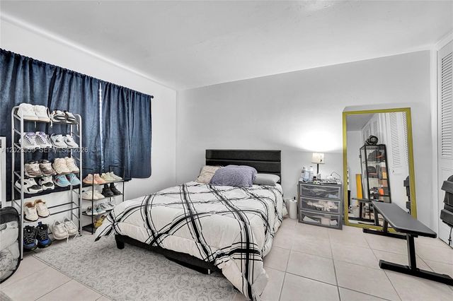 1851 NE 168th St A8, North Miami Beach, FL 33162