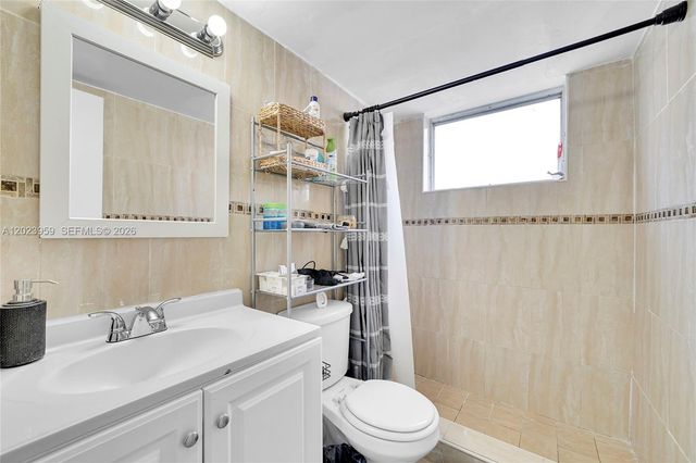 1851 NE 168th St A8, North Miami Beach, FL 33162
