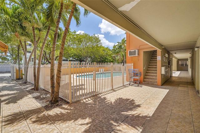1851 NE 168th St A8, North Miami Beach, FL 33162