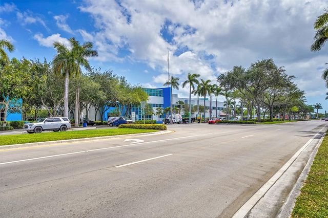 1851 NE 168th St A8, North Miami Beach, FL 33162