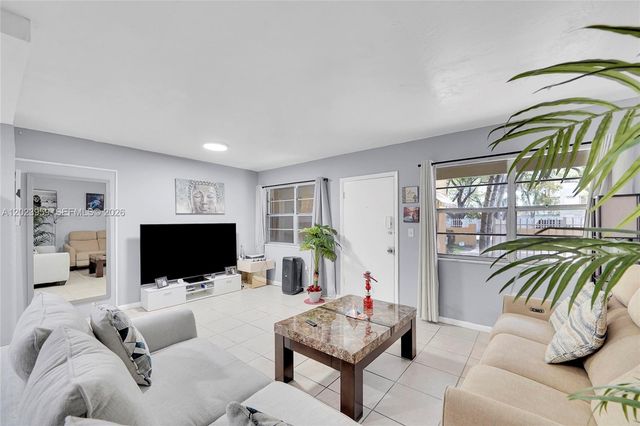 1851 NE 168th St A8, North Miami Beach, FL 33162