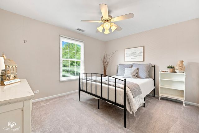 26816 S Highland Court, Channahon, IL 60410