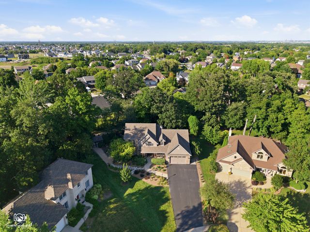26816 S Highland Court, Channahon, IL 60410