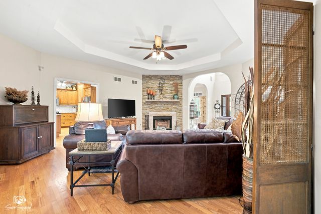 26816 S Highland Court, Channahon, IL 60410
