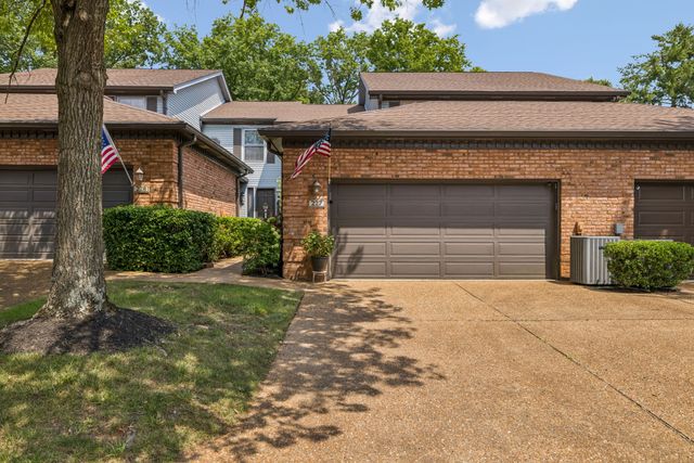 227 Hearthstone Manor Ln, Brentwood, TN 37027