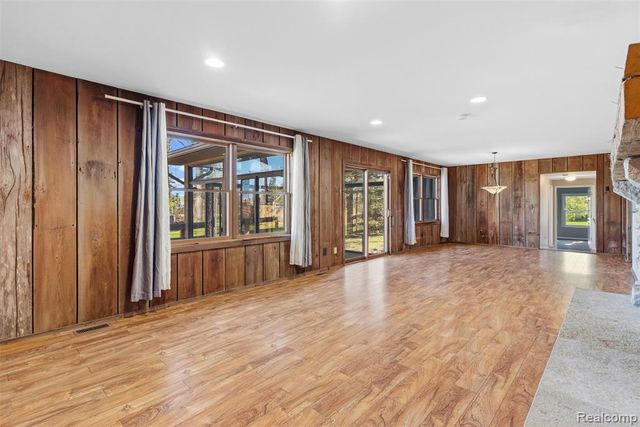 4191 Mccandlish Road, Grand Blanc, MI 48439