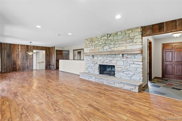 4191 Mccandlish Road, Grand Blanc, MI 48439