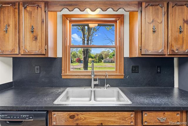 4191 Mccandlish Road, Grand Blanc, MI 48439